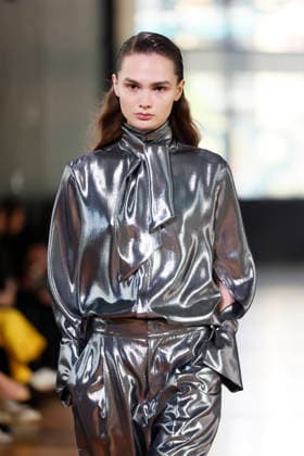 SA SU PHI - runway - Milan Fashion Week - Womenswear Fall Winter 2026 2027 MILAN, ITALY - FEBRUARY 27: a model walks the runway of Sa Su Phi fashion show during the Milan Fashion Week - Womenswear Fall Winter 2026 2027 on February 27, 2026 in Milan, Italy. Photo by Marco Piovanotto Abacapress.com  Copyright: xPiovanottoxMarco ABACAx