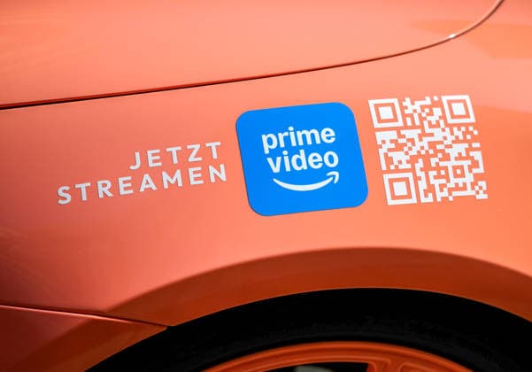 BRABUS: ONE SECOND NOW Serie auf Prime Video ab 26.2.26 - Brabus CEO Constantin Buschmann mit seiner Frau Milli , Creative Director bei Brabus Düsseldorf NRW Deutschland
