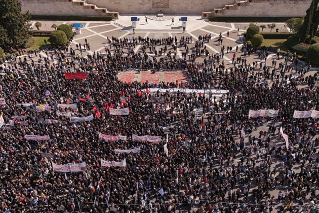 News Themen der Woche KW09 People rally in Athens on 3th anniversary of Tempi railway collision ATHENS, GREECE - FEBRUARY 28: People take part in a rally to mark the third anniversary of Tempi railway collision, in Athens, Greece on February 28, 2026. Costas Baltas Anadolu Athens Greece. Editorial use only. Please get in touch for any other usage.  Copyright: x2026xAnadoluxCostasxBaltasx