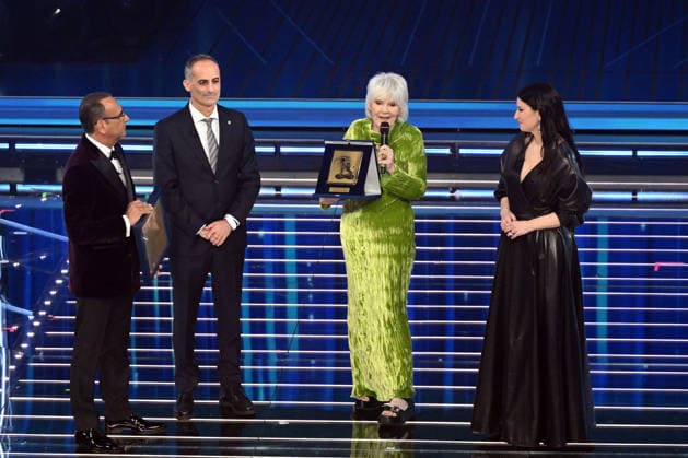 February 27, 2026, Sanremo, Rome, Italy: 76th Italian Song Festival, fourth night. Pictured: Caterina Caselli, Carlo Conti, Laura Pausini . Sanremo. Italy 27 Feb 2026 Sanremo Italy  - ZUMAa289 20260227_zia_a289_363 Copyright: xMariaxLauraxAntonellix