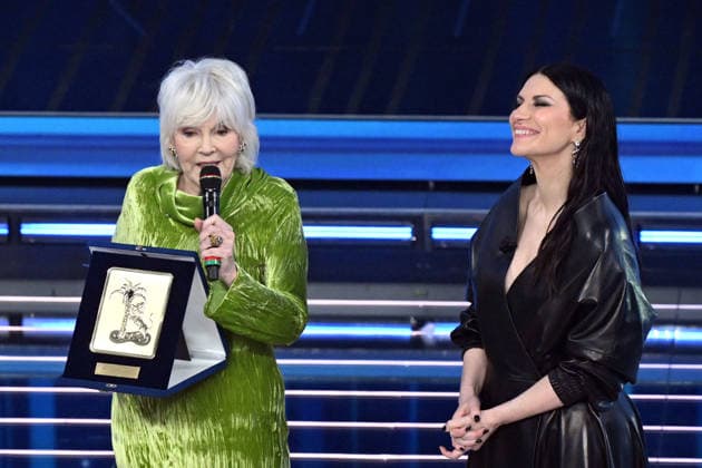 February 27, 2026, Sanremo, Rome, Italy: 76th Italian Song Festival, fourth night. Pictured: Caterina Caselli, Laura Pausini . Sanremo. Italy 27 Feb 2026 Sanremo Italy  - ZUMAa289 20260227_zia_a289_368 Copyright: xMariaxLauraxAntonellix