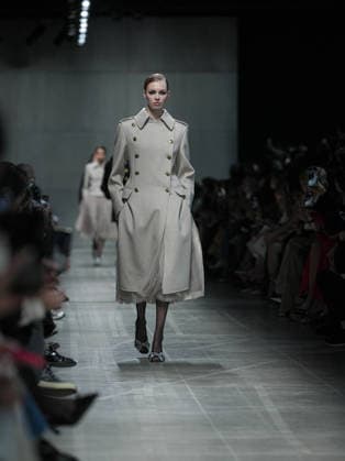 Milan, Milan Women s Fashion Week: Fall Winter 2026 27 - Women s Fashion, Fall Winter 2026 27 - Ermanno Scervino fashion show - catwalk in the photo: model  Copyright: xRiccardoxGiordanox xipa-agency.netx xRiccardoxGIordanox IPA_Agency_IPA72145210