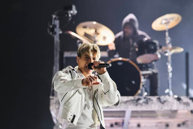 Generalprove: MGP-finale 2026 Lillehammer 20260228. Storm (Leo Davadi Sundli) under generalproven til Melodi Grand Prix-finalen i Hakons hall pa Lillehammer, lordag kveld. Foto: Geir Olsen NTB Lillehammer Norge Qd2AzJvBfbI EDITORIAL USE ONLY Ref:_ENTQd2AzJvBfbI.jpg Copyright: xGeirxOlsenx xNTBx