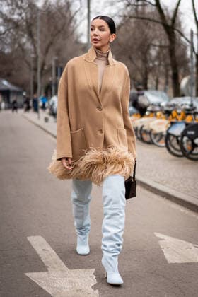 Street Style: Ferragamo fashion show during the Milan Fashion Week - Womenswear Fall Winter 2026 2027 in Milan, Italy, on 28 February 2026. Street Style: A guest is seen outside of the Ferragamo fashion show during the Milan Fashion Week - Womenswear Fall Winter 2026 2027 in Milan, Italy, on 28 February 2026., Credit:Stefano Costantino TTL Avalon Italy, Milan  Copyright: xStefanoxCostantinoxTTLx xAvalonx 1078972160