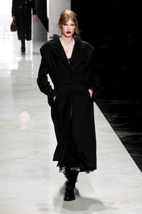 Milan, Milan Women s Fashion Week Fall Winter 2026 2027 - Dolce & Gabbana Fashion Show - Catwalk - Pictured: models on the catwalk  Copyright: xMaurizioxMaulex xipa-agency.netx xMaurizioxMaulex IPA_Agency_IPA72155453