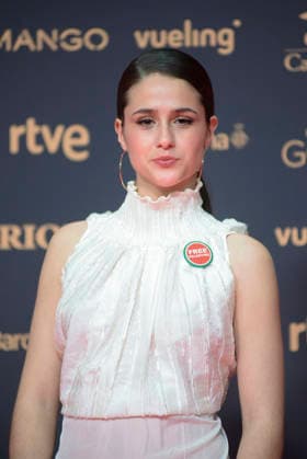 Red carpet of the Goya Awards 2026 Actress Elvira Lara poses on the red carpet of the 40th edition of the Goya Awards, at the Auditori del Centre de Convencions Internacionals, on February 28, 2026, in Barcelona, Cataluna Spain The awards are given annually by the Academy of Motion Picture Arts and Sciences of Spain AACCE with the aim of rewarding the best professionals in each of the various technical and creative specialties of Spanish cinema 28 FEBRUARY 2026 Barcelona, Cataluna Barcelona, Cataluna Espana  Copyright: xAlbertoxParedesx 7328025
