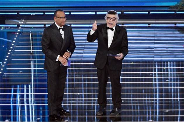 Foto IPP Felice De Martino Sanremo 28 02 2026 76° Festival della canzone italiana - serata finale Nella foto Carlo conti e nino frassica Italy Photo Press World Copyright