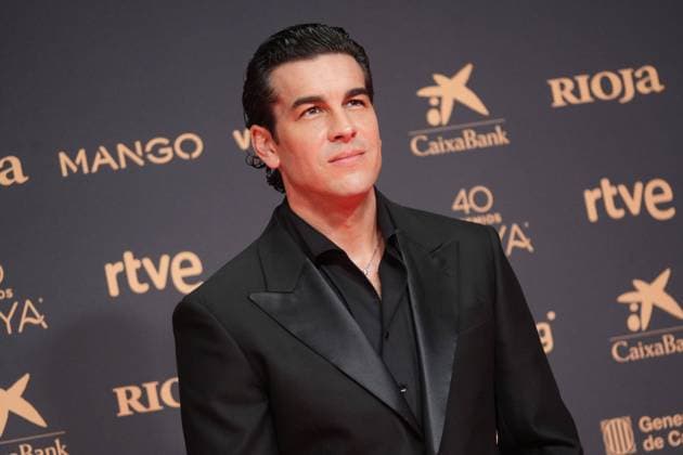 Mario Casas posing on a red carpet backdrop during the Goya Awards 2026 in Barcelona, Spain, on Saturday, 28 February 2026. Cordon Press 