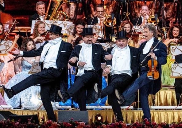 28.02.2026, xlakx, Entertainment, Andre Rieu - Tour 2026 v.l. Andre Rieu auf seiner Tour der Uber Arena Berlin. Berlin