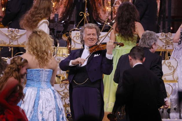 28.02.2026, AndrŽ Rieu, Geiger, im Konzert mit Orchester live in der Uber Arena, Berlin, Walzer, Berlin