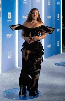 February 28, 2026, Pasadena, Califorina, United States: Chloe Bailey arrives on the red carpet of the 57th NAACP Image Awards at the Pasadena Convention Center in Pasadena California on February 28th 2026. Pasadena United States  - ZUMAt169 20260228_zep_t169_029 Copyright: xConnorxTerryx