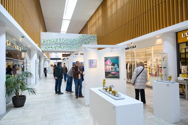 FLECHA Madrid 2026 Works exhibited during the celebration of the fair FLECHA Madrid 2026, in the Arturo Soria Plaza Shopping Center, on March 1, 2026, in Madrid Spain More than 50 national and international artists with about 500 works of different techniques take part in this edition of FLECHA, the Fair of Liberation of Commercial Spaces Towards Art, which in 2026 celebrates its 36th edition The main objective of FLECHA is to bring the work of contemporary artists to the general public through an accessible exhibition, transferring the works of conventional art galleries to a place like the Arturo Soria Plaza Shopping Center 01 MARCH 2026 ART EXHIBITION COMMERCIAL CENTER Jesús Hellí Madrid Madrid Espana  Copyright: xJesusxHellinx 7329191