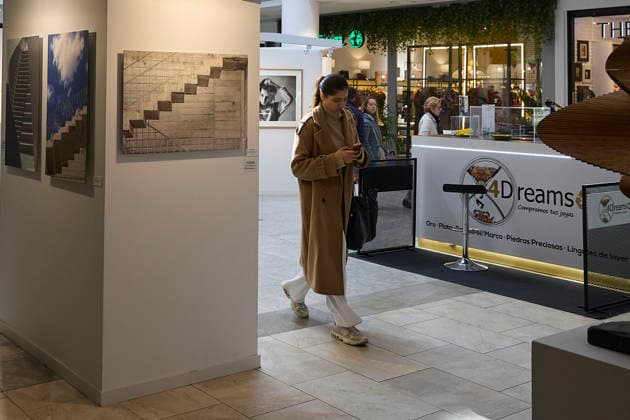 FLECHA Madrid 2026 Works exhibited during the celebration of the fair FLECHA Madrid 2026, in the Arturo Soria Plaza Shopping Center, on March 1, 2026, in Madrid Spain More than 50 national and international artists with about 500 works of different techniques take part in this edition of FLECHA, the Fair of Liberation of Commercial Spaces Towards Art, which in 2026 celebrates its 36th edition The main objective of FLECHA is to bring the work of contemporary artists to the general public through an accessible exhibition, transferring the works of conventional art galleries to a place like the Arturo Soria Plaza Shopping Center 01 MARCH 2026 ART EXHIBITION COMMERCIAL CENTER Jesús Hellí Madrid Madrid Espana  Copyright: xJesusxHellinx 7329185