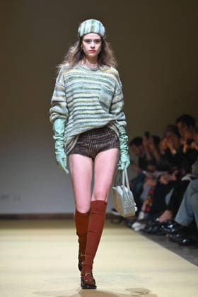 Milan, Milan Women s Fashion Week Fall Winter 2026 27 - Women s Fashion, Fall Winter 2026 27 - HUI fashion show - catwalk in the photo: model  Copyright: xSimonaxChiocciax xipa-agency.netx xFotosickix IPA_Agency_IPA72215848
