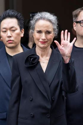 ARMANI - Guest arrivals - Milan Fashion Week - Womenswear Fall Winter 2026 2027 MILAN, ITALY - FEBRUARY 28: Andie MacDowell arrives to Armani fashion show during the Milan Womenswear Fall Winter 2026 2027 Fashion Week on March1st, 2026 in Milan, Italy. Photo by Marco Piovanotto Abacapress.com  Copyright: xPiovanottoxMarco ABACAx