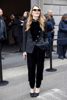 ARMANI - Guest arrivals - Milan Fashion Week - Womenswear Fall Winter 2026 2027 MILAN, ITALY - FEBRUARY 28: Anna Dello Russo arrives to Armani fashion show during the Milan Womenswear Fall Winter 2026 2027 Fashion Week on March1st, 2026 in Milan, Italy. Photo by Marco Piovanotto Abacapress.com  Copyright: xPiovanottoxMarco ABACAx