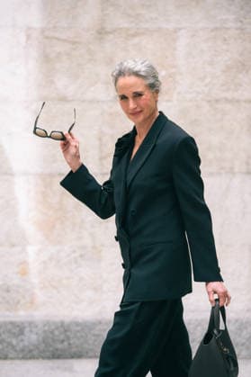 Milano Fashion Week - Women F W 26-27 Giorgio Armani fashion show Arrivals Milan, Italy Andie Macdowell Milano Fashion Week - Women F W 26-27 Giorgio Armani fashion show Arrivals Milan, Italy 1st March 2026 SGPItalia id 134512_002 * Not Exclusive  Copyright: xLorenzoxBaroncelli SGPx