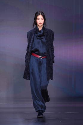 Milano Fashion Week - Women F W 26-27 Giorgio Armani fashion show Catwalk Milan, Italy Qian Xia Milano Fashion Week - Women F W 26-27 Giorgio Armani fashion show Catwalk Milan, Italy 1st March 2026 SGPItalia id 134512_003 * Not Exclusive  Copyright: xLorenzoxBaroncelli SGPx