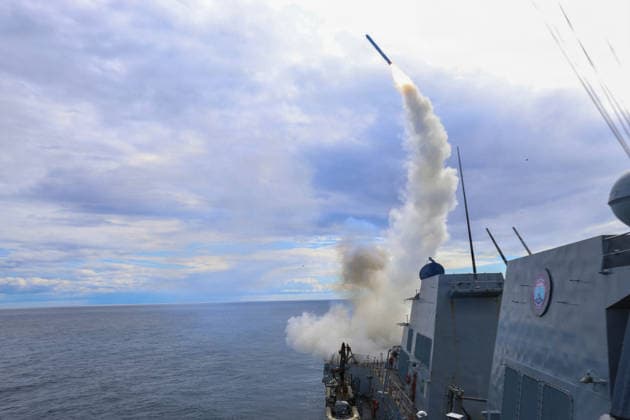 March 1, 2026, Undisclosed Location: The U.S Navy Arleigh Burke-class guided-missile destroyer USS Thomas Hudner, launches a Tomahawk Land Attack Missile in support of Operation Epic Fury, from an undisclosed location. Operation Epic Fury is the name for the U.S. - Israeli joint attack on Iran. Undisclosed Location - ZUMAp138 20260301_zaa_p138_044 Copyright: xU.SxNavy U.S.xNavyx