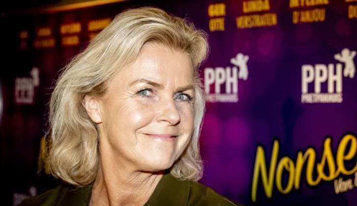 GOUDA - Irene Moors on the red carpet at the Gouda Theater. Premiere Nonsense (Jon van Eerd s Pretpakhuis) ROBIN UTRECHT ANP netherlands out - belgium out  Copyright: xx x552153865x originalFilename: 552153865.jpg