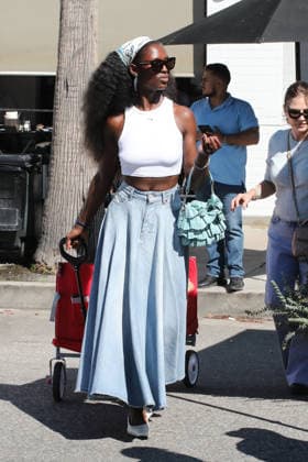 Celebrities enjoy their Sunday shopping at the local Farmers Market Featuring: Jodie Turner Smith Where: Studio City, California, United States When: 01 Mar 2026 Credit: H2Y INSTARimages EDITORIAL USE ONLY. NOT FOR USE BY NEWSPAPERS BASED IN THE UK. Copyright: xx instar55519621