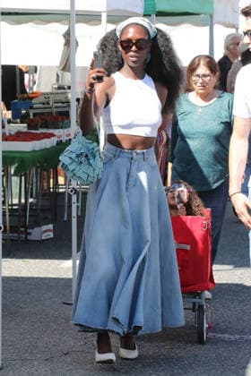 Celebrities enjoy their Sunday shopping at the local Farmers Market Featuring: Jodie Turner Smith Where: Studio City, California, United States When: 01 Mar 2026 Credit: H2Y INSTARimages EDITORIAL USE ONLY. NOT FOR USE BY NEWSPAPERS BASED IN THE UK. Copyright: xx instar55519622