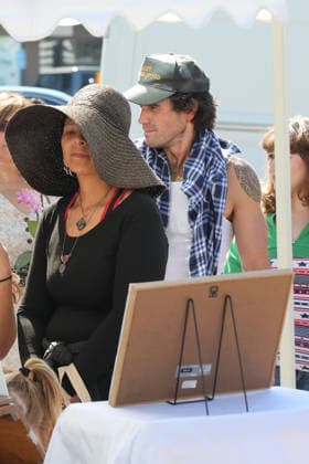 Celebrities enjoy their Sunday shopping at the local Farmers Market Featuring: KJ Apa Where: Studio City, California, United States When: 01 Mar 2026 Credit: H2Y INSTARimages EDITORIAL USE ONLY. NOT FOR USE BY NEWSPAPERS BASED IN THE UK. Copyright: xx instar55519625