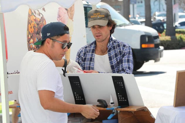 Celebrities enjoy their Sunday shopping at the local Farmers Market Featuring: KJ Apa Where: Studio City, California, United States When: 01 Mar 2026 Credit: H2Y INSTARimages EDITORIAL USE ONLY. NOT FOR USE BY NEWSPAPERS BASED IN THE UK. Copyright: xx instar55519627