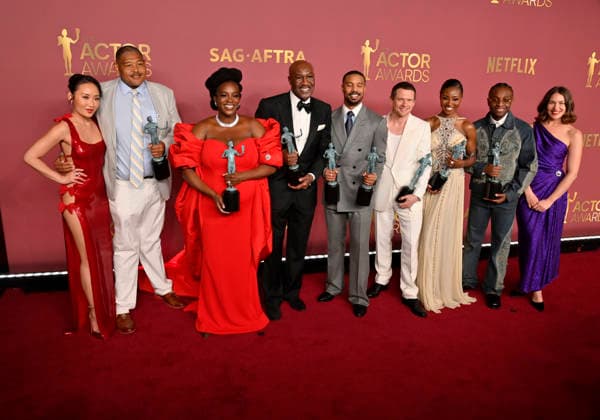 Li Jun Li, Omar Benson Miller, Wunmi Mosaku, Delroy Lindo, Michael B. Jordan, Jack O Connell, Jayme Lawson, Miles Caton, and Lola Kirke, winners of the Outstanding Performance by a Cast in a Motion Picture Award for Sinners, appear backstage during the 32nd annual SAG Awards held at the Shrine Auditorium in Los Angeles on Sunday, March 1, 2026. LAP20260301147 JIMxRUYMEN