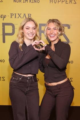 01.03.2026, Alina Khani und Laura Vetter zum exklusiven Special Screening des rasanten Animationsabenteuers Hoppers, Zoopalast, Berlin, Berlin Deutschland, Germany