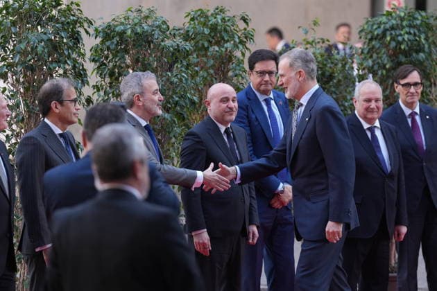 The King inaugurates the MWC Barcelona 2026 King Felipe VI d , greets the Mayor of Barcelona, Jaume Collboni i , during the inauguration of the Mobile World Congress Barcelona 2026, at the Fira de Barcelona, on March 2, 2026, in L Hospitalet de Llobregat, Barcelona, Catalonia Spain The MWC Barcelona 2026, which celebrates its 20th edition in Barcelona between March 2 and 5, has as its main themes smart grids, digital sovereignty and the redefinition of the operating model 02 MARCH 2026 L Hospitalet de Llobregat, Barce L Hospitalet de Llobregat, Barce Espana Copyright: xDavidxZorrakinox 7330658