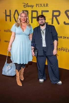 abb Caterina Pogorzelski und Steven Preisner auf dem schwarzen Teppich beim Special Screening von Hoppers im Zoo Palast Berlin Sonntag 01.03.2026 in Berlin Berlin Deutschland