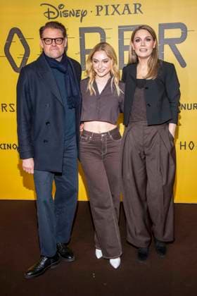 abb Max Giermann, Alina Khani, Martina Hill auf dem schwarzen Teppich beim Special Screening von Hoppers im Zoo Palast Berlin Sonntag 01.03.2026 in Berlin Berlin Deutschland