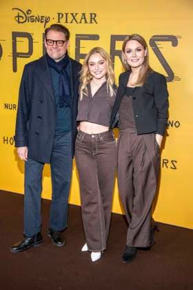 abb Max Giermann, Alina Khani, Martina Hill auf dem schwarzen Teppich beim Special Screening von Hoppers im Zoo Palast Berlin Sonntag 01.03.2026 in Berlin Berlin Deutschland