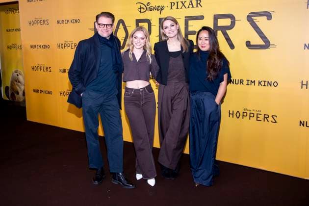abb Max Giermann, Alina Khani, Martina Hill und Eun-Kyung Park auf dem schwarzen Teppich beim Special Screening von Hoppers im Zoo Palast Berlin Sonntag 01.03.2026 in Berlin Berlin Deutschland