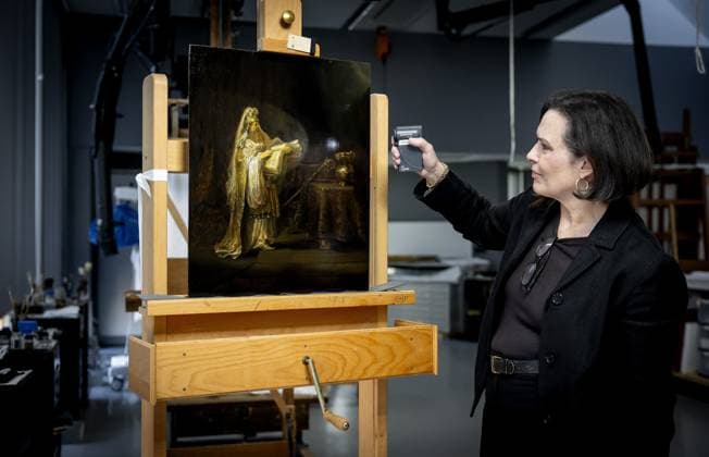 AMSTERDAM - Researchers explain the newly discovered 1633 work The Vision of Zechariah in the Temple by painter Rembrandt van Rijn in the studio building of the Rijksmuseum. KOEN VAN WEEL ANP netherlands out - belgium out  Copyright: xx x552223234x originalFilename: 552223234.jpg
