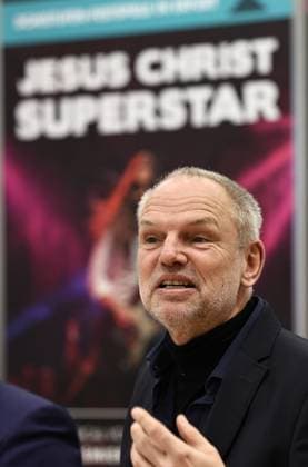 Pressekonferenz Domstufenfestspiel Jesus Christ Superstar 02.03.2026, Erfurt, Sparkassen-Finanzzentrum, Rotunde, Pressekonferenz zu den Domstufenfestspielen 2026 - Rock-Musical Jesus Christ Superstar von Andrew Lloyd Webber und Tim Rice im Bild: Peter Lund (Regie)