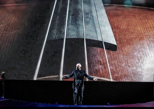 02.03.2026, xlakx, Entertainment, Eros Ramazzotti - Una Storia Importante - World Tour v.l.Eros Ramazzotti auf seiner World Tour Una Storia Importante in der Uber Arena Berlin. Berlin