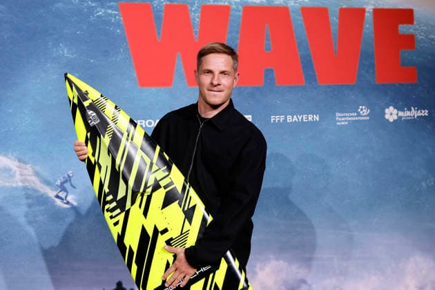 Extremsportler Sebastian Steudtner bei der Premiere des Films On the Wave im Cinedom Köln. Köln, 02.03.2026 NRW Deutschland Copyright: xChristophxHardtx