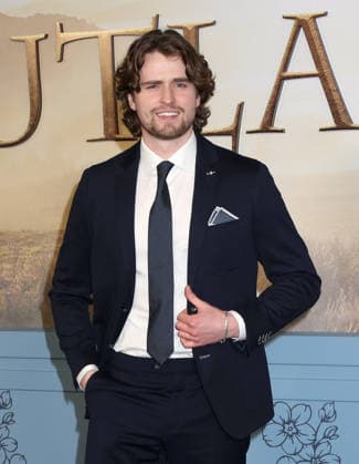 Outlander Season 8 Premiere Charles Vandervaart attending the Outlander Season 8 Premiere held at Alice Tully Hall on March 2, 2026 in New York City, NY New York City Alice Tully Hall NY USA Copyright: xStevenxBergman AFF-USA.COMx