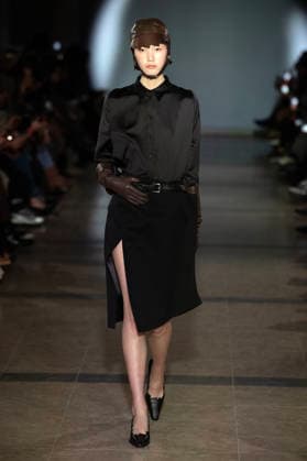 PFW - Julie Kegels Runway A model walks the runway during the Julie Kegels Womenswear Fall Winter 2026-2027 show as part of Paris Fashion Week on March 02, 2026 in Paris, France. Photo by Alain Gil Gonzalez ABACAPRESS.COM Paris France  Copyright: xGonzalezxAlain-Gil ABACAx
