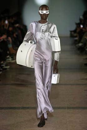 PFW - Julie Kegels Runway A model walks the runway during the Julie Kegels Womenswear Fall Winter 2026-2027 show as part of Paris Fashion Week on March 02, 2026 in Paris, France. Photo by Alain Gil Gonzalez ABACAPRESS.COM Paris France  Copyright: xGonzalezxAlain-Gil ABACAx