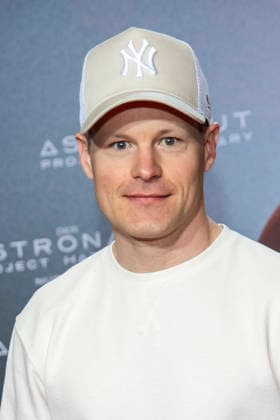 abb Amadei Weiland, Parkour Weltmeister und Social Media Creator zu Gast auf dem roten Teppich beim Special Screenings des Films Der Astronaut - Project Hail Mary im UCI Luxe East Side Gallery am Montag 02.03.2026 in Berlin Berlin Deutschland