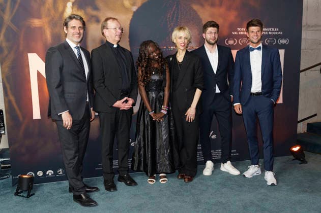 Ludwig Prinz von Bayern, Vitus von Waldburg-Zeil, Michelle Lemuya Ikeny, Katja Eichinger, Kevin Schmutzler und Tobias Schmutzler bei der Premiere des Kinofilms Nawi - Dear Future Me in der Astor Film Lounge im Arri. München, 02.03.2026