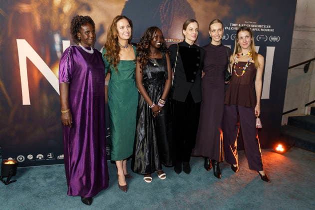 Anastasia Lemuya, Sophie-Alexandra Prinzessin von Bayern, Michelle Lemuya Ikeny, Cleo von Adelsheim, Marlies Pia Pfeifhofer und Ekaterina Prinzessin von Hannover bei der Premiere des Kinofilms Nawi - Dear Future Me in der Astor Film Lounge im Arri. München, 02.03.2026