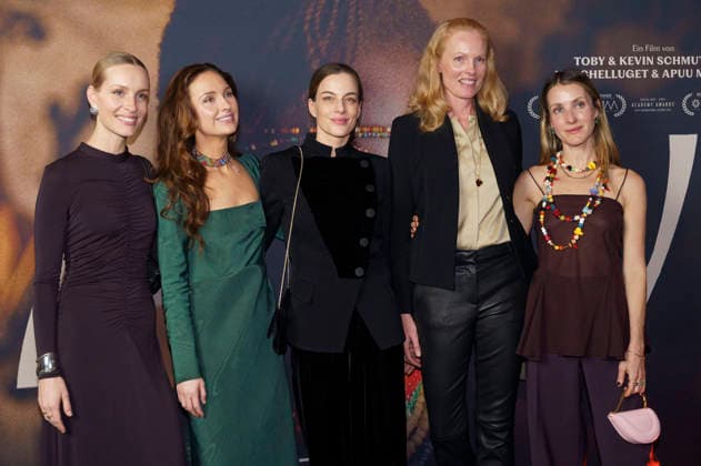 Marlies Pia Pfeifhofer, Sophie-Alexandra Prinzessin von Bayern, Cleo von Adelsheim, Elisabeth Herzogin in Bayern-Terberger und Ekaterina Prinzessin von Hannover bei der Premiere des Kinofilms Nawi - Dear Future Me in der Astor Film Lounge im Arri. München, 02.03.2026