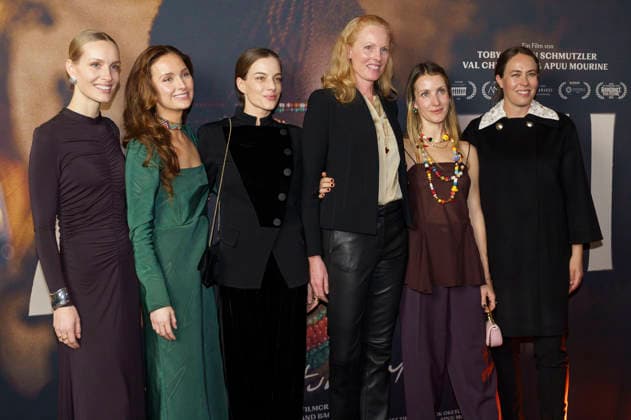 Marlies Pia Pfeifhofer, Sophie-Alexandra Prinzessin von Bayern, Cleo von Adelsheim, Elisabeth Herzogin in Bayern-Terberger, Ekaterina Prinzessin von Hannover und Prinzessin Nina Nastassja Jade von Griechenland und Dänemark bei der Premiere des Kinofilms Nawi - Dear Future Me in der Astor Film Lounge im Arri. München, 02.03.2026