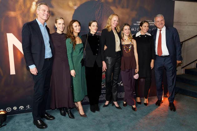 Timm Golüke, Marlies Pia Pfeifhofer, Sophie-Alexandra Prinzessin von Bayern, Cleo von Adelsheim, Elisabeth Herzogin in Bayern-Terberger, Ekaterina Prinzessin von Hannover, Prinzessin Nina Nastassja Jade von Griechenland und Dänemark und Daniel Terberger bei der Premiere des Kinofilms Nawi - Dear Future Me in der Astor Film Lounge im Arri. München, 02.03.2026