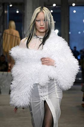 Défilé Winsanto Collection Prêt à Porter Automne Hiver 2026 2027 lors de la Fashion Week de Paris, le 3 mars 2026 Weinsanto Fashion Show Ready to Wear Fall Winter 2026 2027 Collection, during Paris Fashion Week, on March 3rd, 2026 Paris France  Copyright: xAgencex xBestimagexAgencex xBestimagex
