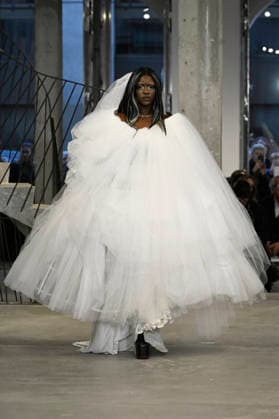 Défilé Winsanto Collection Prêt à Porter Automne Hiver 2026 2027 lors de la Fashion Week de Paris, le 3 mars 2026 Weinsanto Fashion Show Ready to Wear Fall Winter 2026 2027 Collection, during Paris Fashion Week, on March 3rd, 2026 Paris France  Copyright: xAgencex xBestimagexAgencex xBestimagex